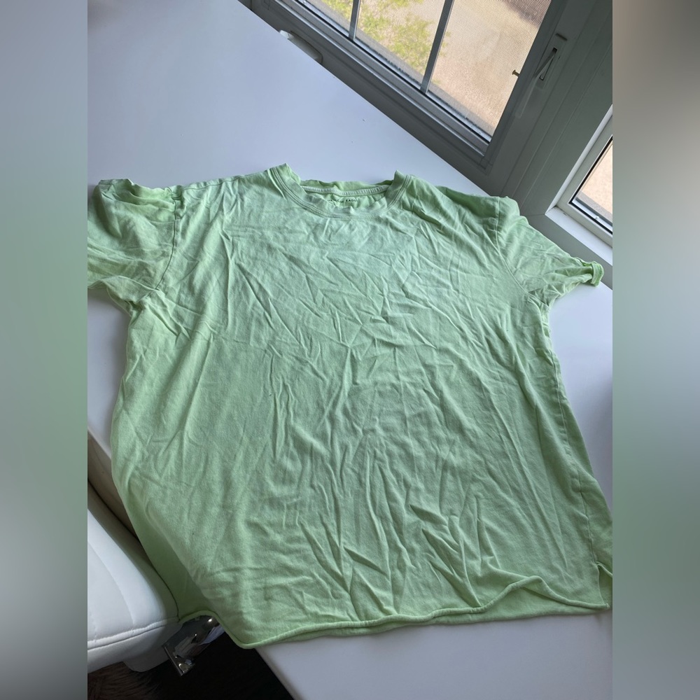 American eagle tshirt xs